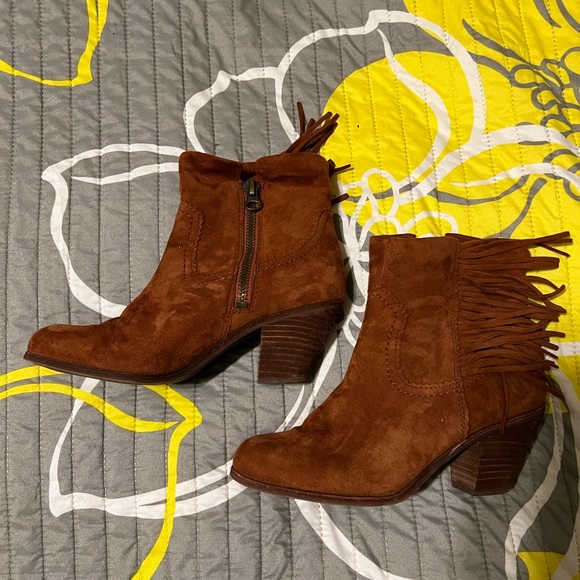 Sam Edelman Louie Soft Saddle Booties - Picture 7 of 13